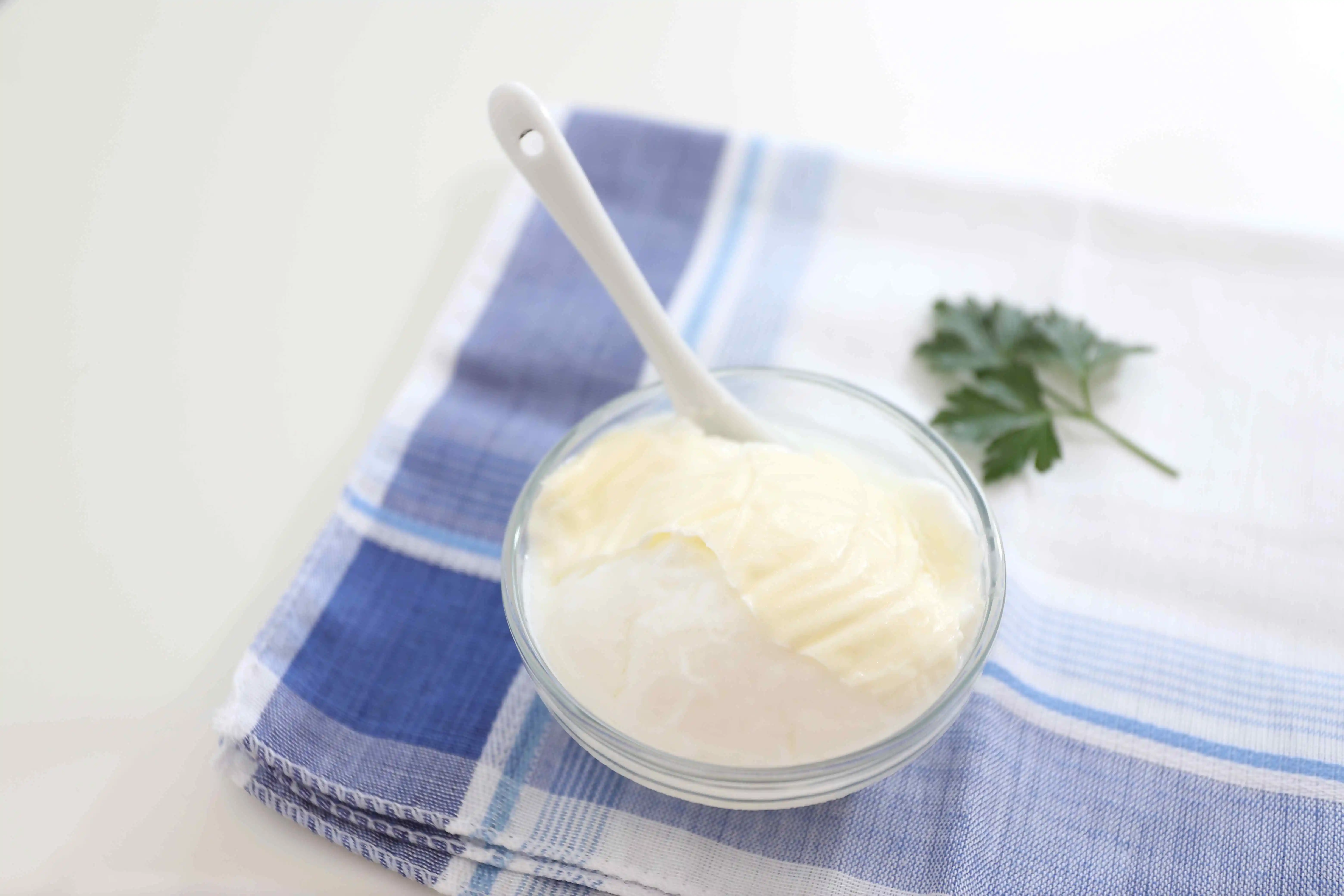 What to Eat After a Dental Implant Yoghurts